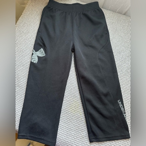 Under Armour Brand Toddler Solid Colored Pant Black Size 2T - Picture 1 of 5
